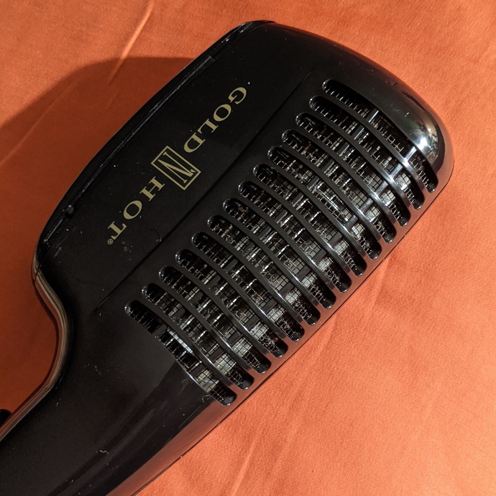 Gold 'N Hot  Professional 1600-Watt Dryer